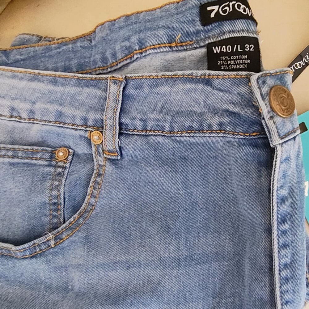 7 Groove Jeans NEW  Mens Size 40/32